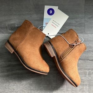 NWT Toddler Girls Penelope Zipper Booties - Cat & Jack (Cognac) - Size 6